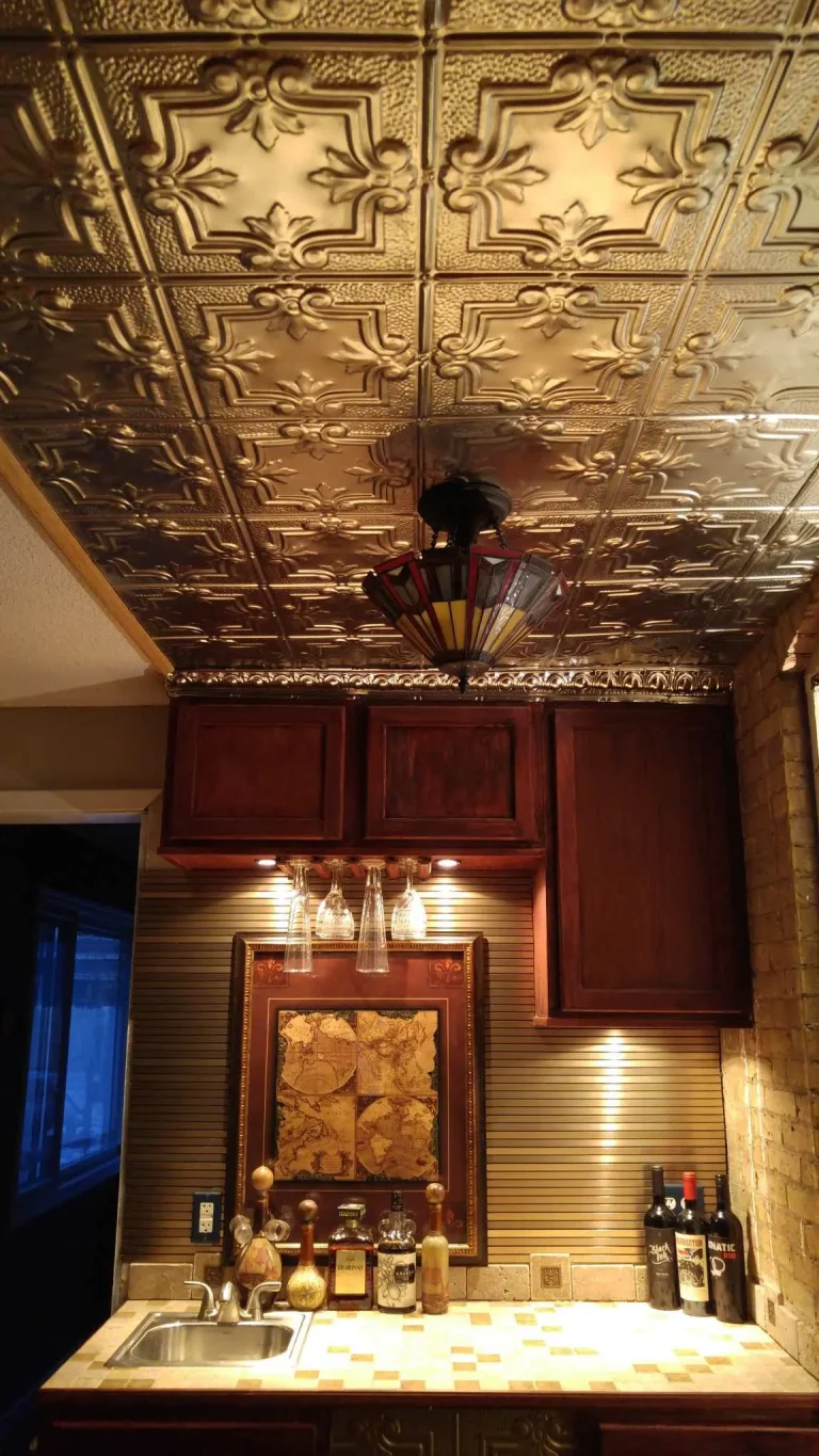 decorative-ceiling-tiles-and-tambour-bar